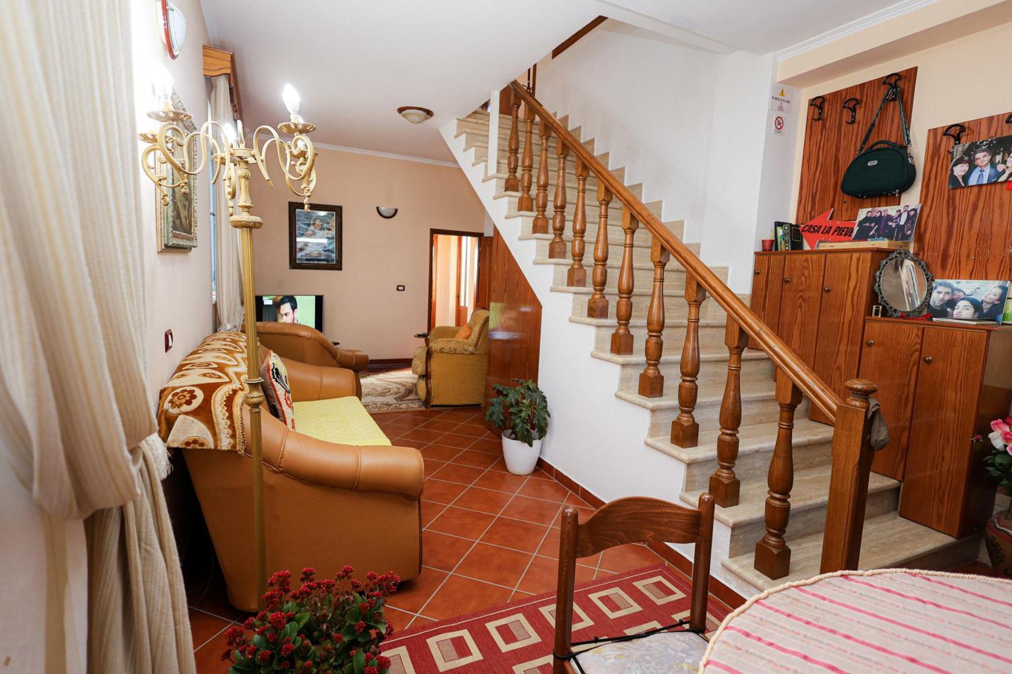 Bed and Breakfast Casa La Pieve à Berat Extérieur photo
